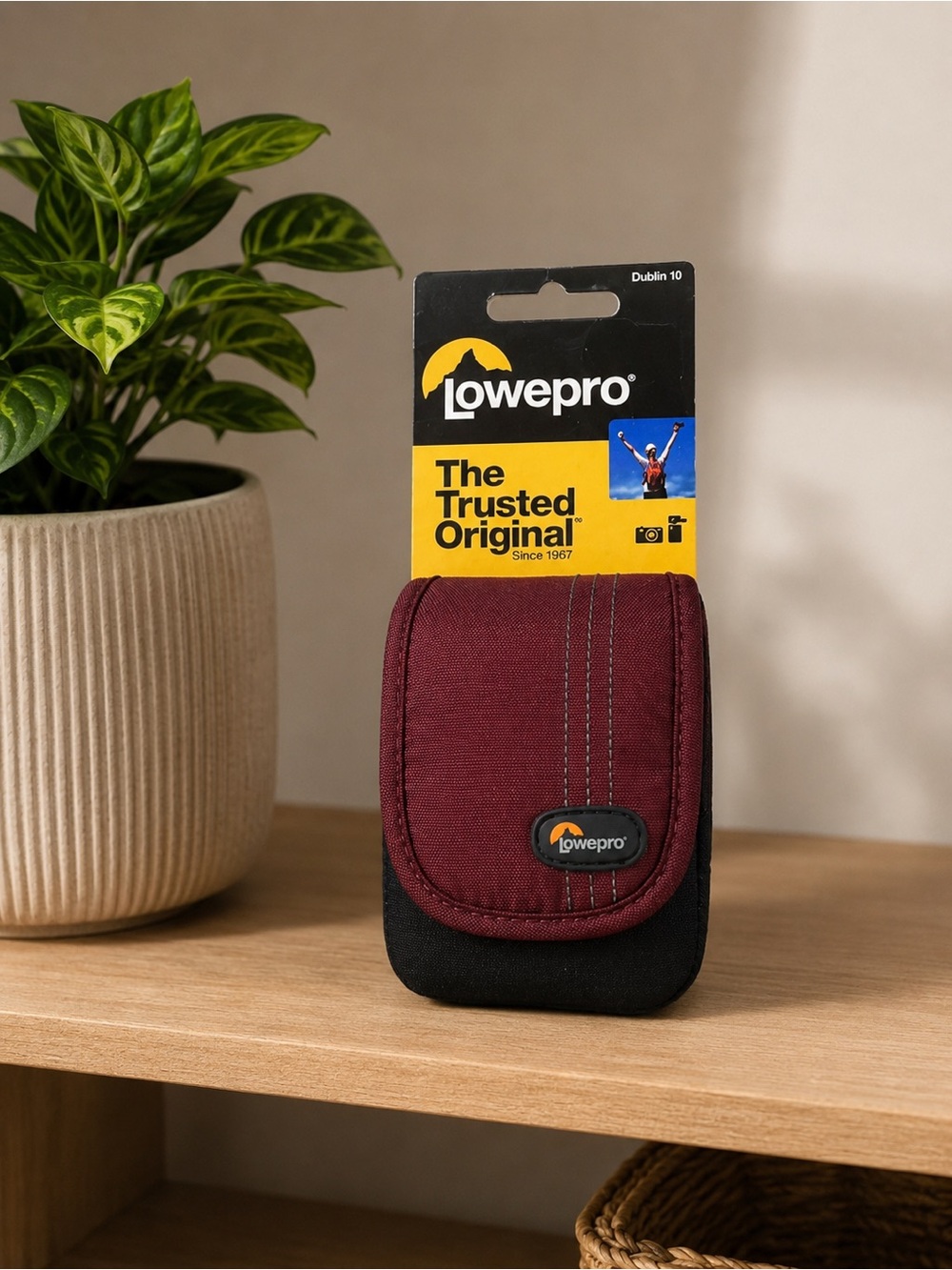 Lowepro Small Burgundy Digital Camera Bag Case NWT Belt Compact Travel Hiking